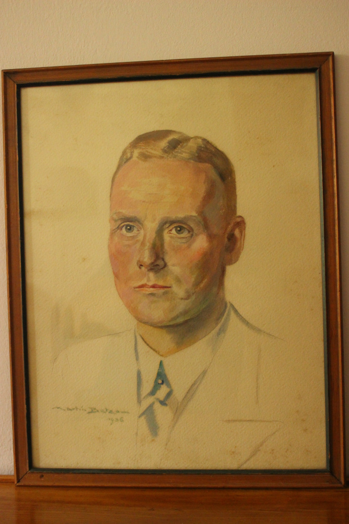 gemalt von Martin Betzou - https://de.wikipedia.org/wiki/Martin_Betzou